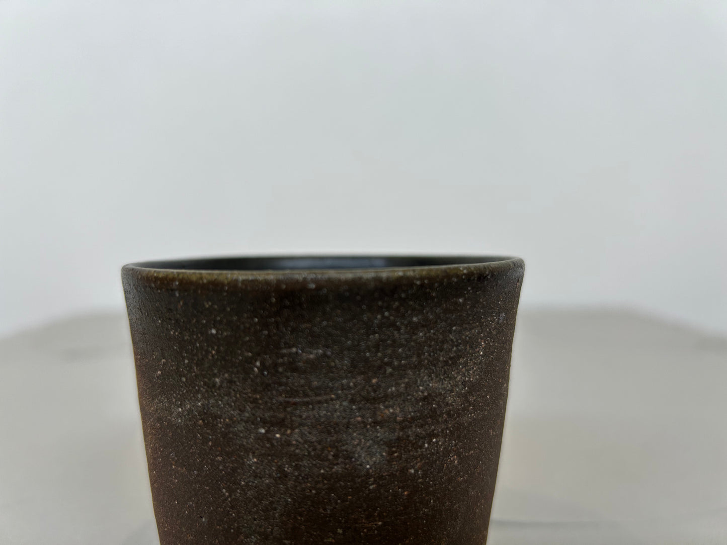 【山本 憲卓】 灰化粧カップ B/HK00360