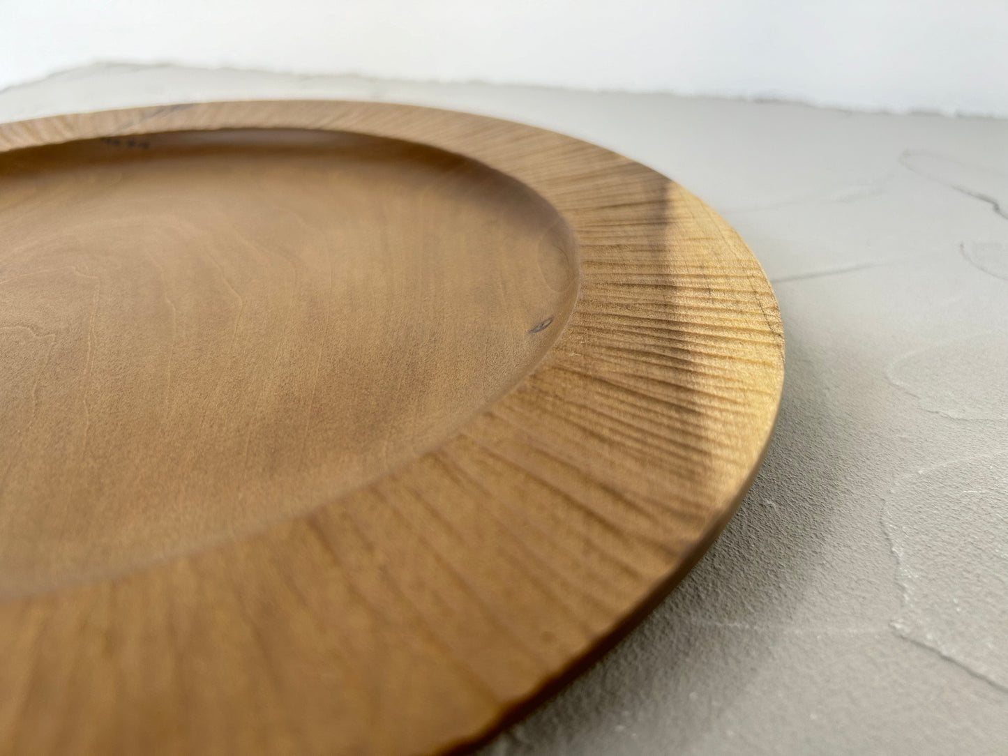【tou 村田一紗】 ホオノキ rim hori plate L(No.43)/HK00057