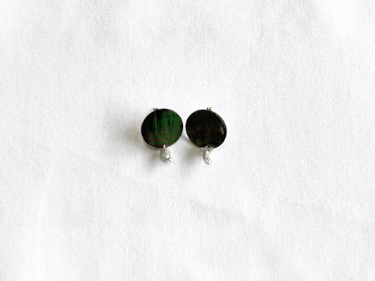 【Greenford 伊藤真子】TUKI 望 shell＆beads 大 ピアス クロ/GF00019