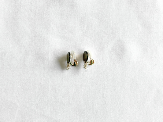 【Greenford 伊藤真子】TUKI 望 shell＆beads 小 イヤリング クロ/GF00020