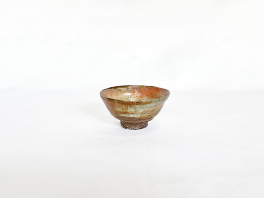 【芳賀 龍一】 白化粧ぐいのみ E/HK00574