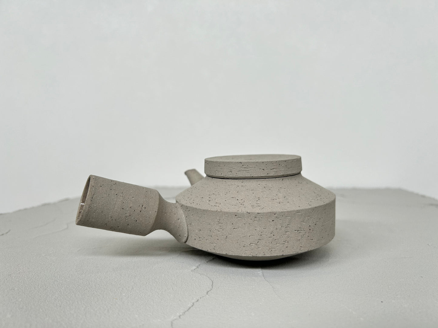 【3RD CERAMICS】 急須 グレー/HK00367