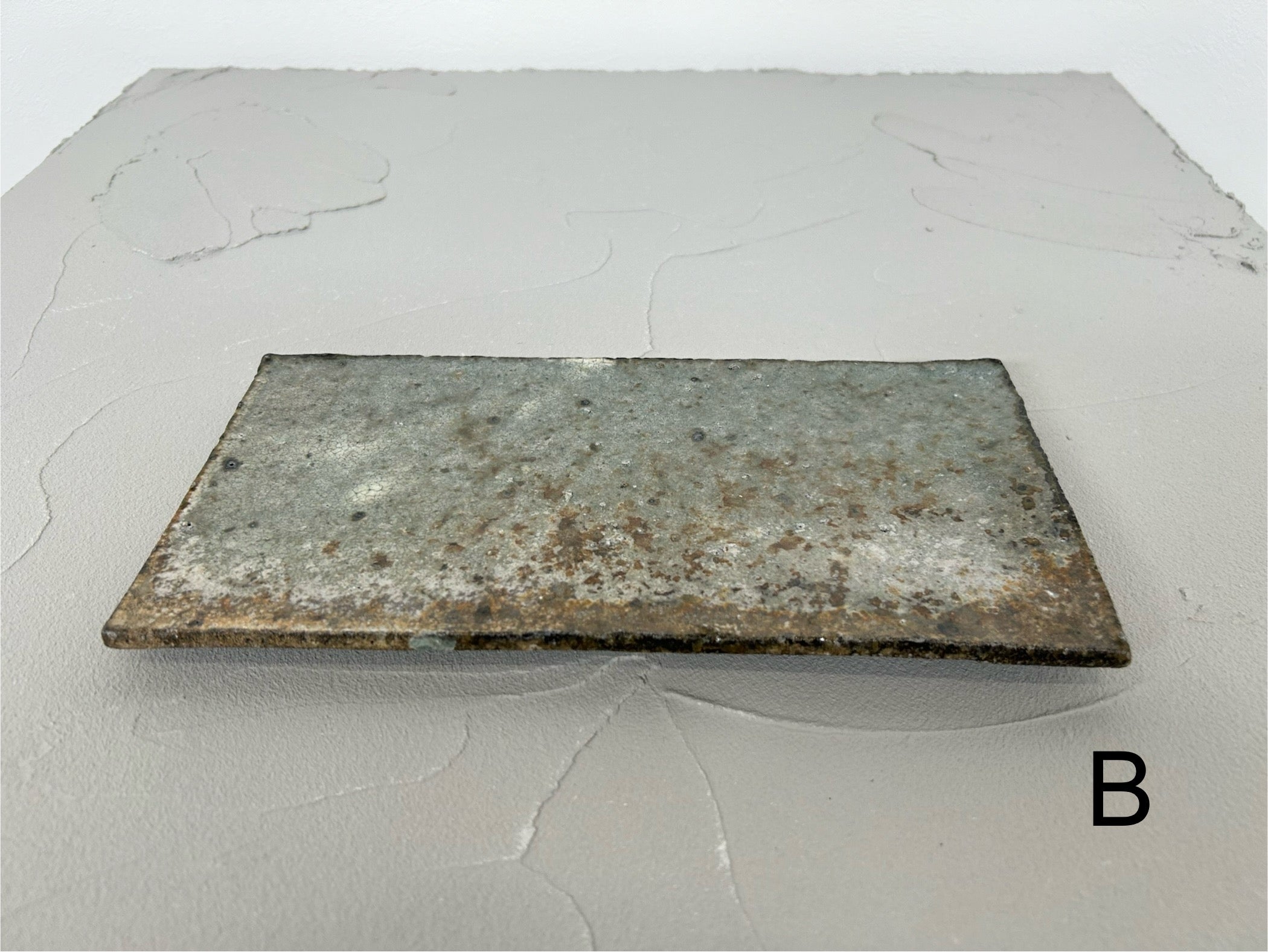 八田 亨】 HATTA TORU 白掛 tile plate 長大（No.A30）/HK00112