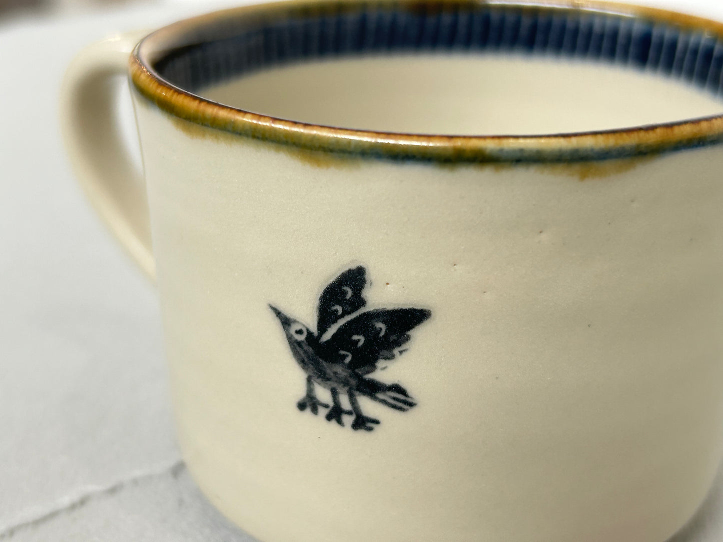 【吉村 尚子】naomitu pottery ヤタガラスコーヒーカップ A/HK00528