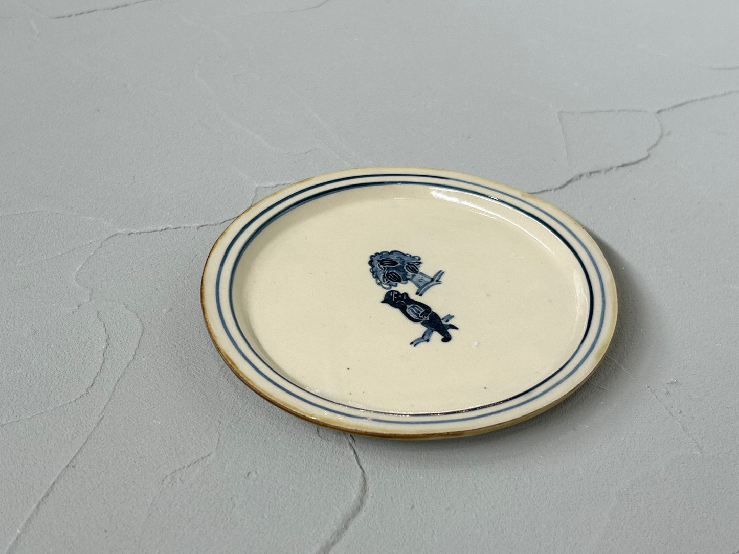 【吉村 尚子】naomitu pottery 5寸皿 サルとカカオ B/HK00525