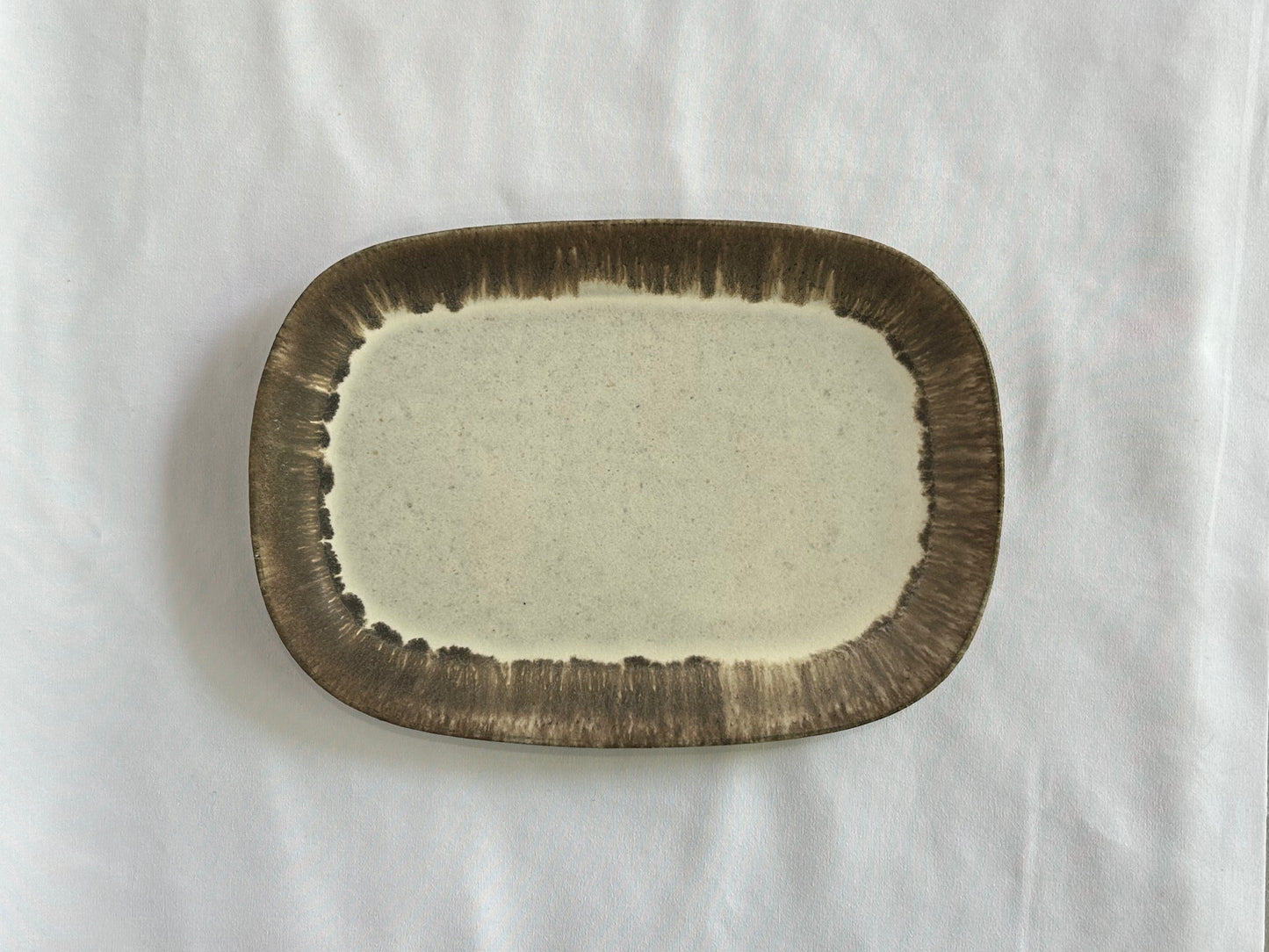 【3RD CERAMICS】パンのお皿 WeekENDS（茶）/HK00545
