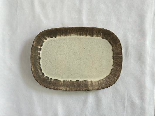 【3RD CERAMICS】パンのお皿 WeekENDS（茶）/HK00545