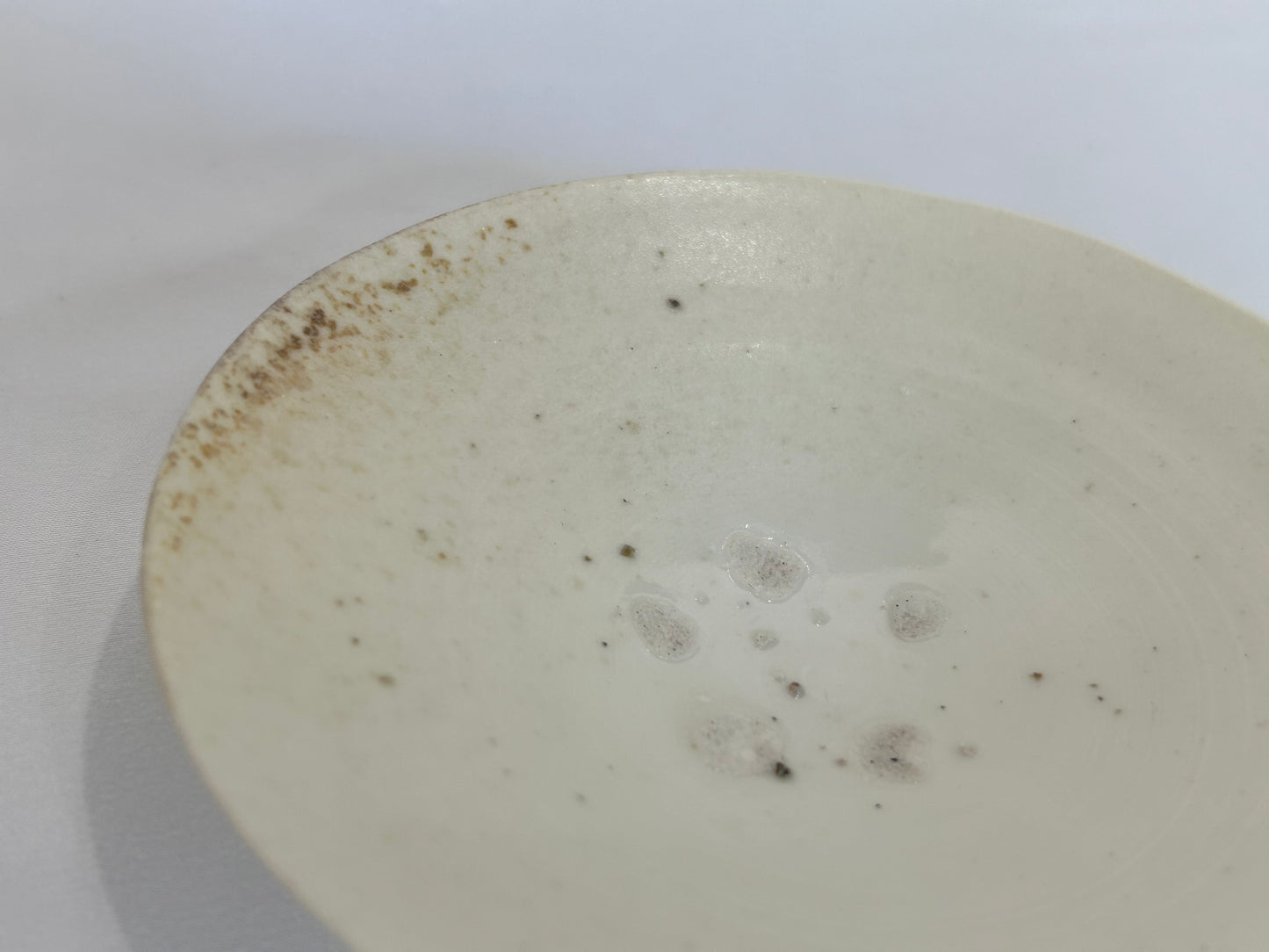 【井上 健太】白磁 小皿 02/HK00547