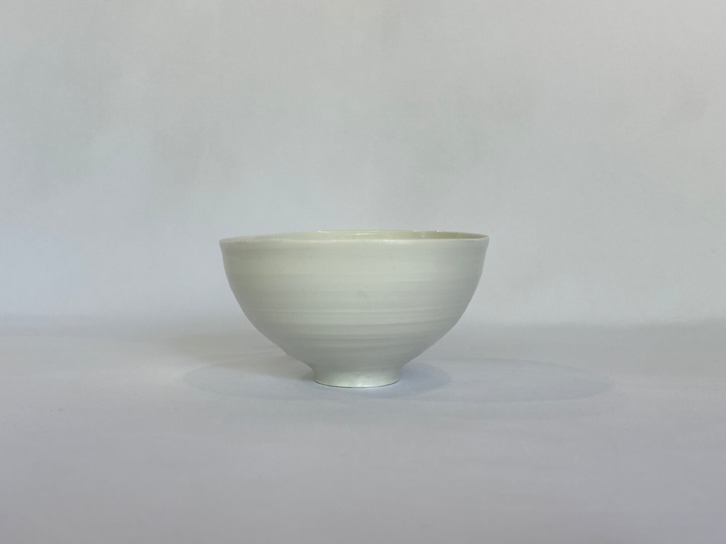 【井上 健太】白磁 飯碗 04/HK00553