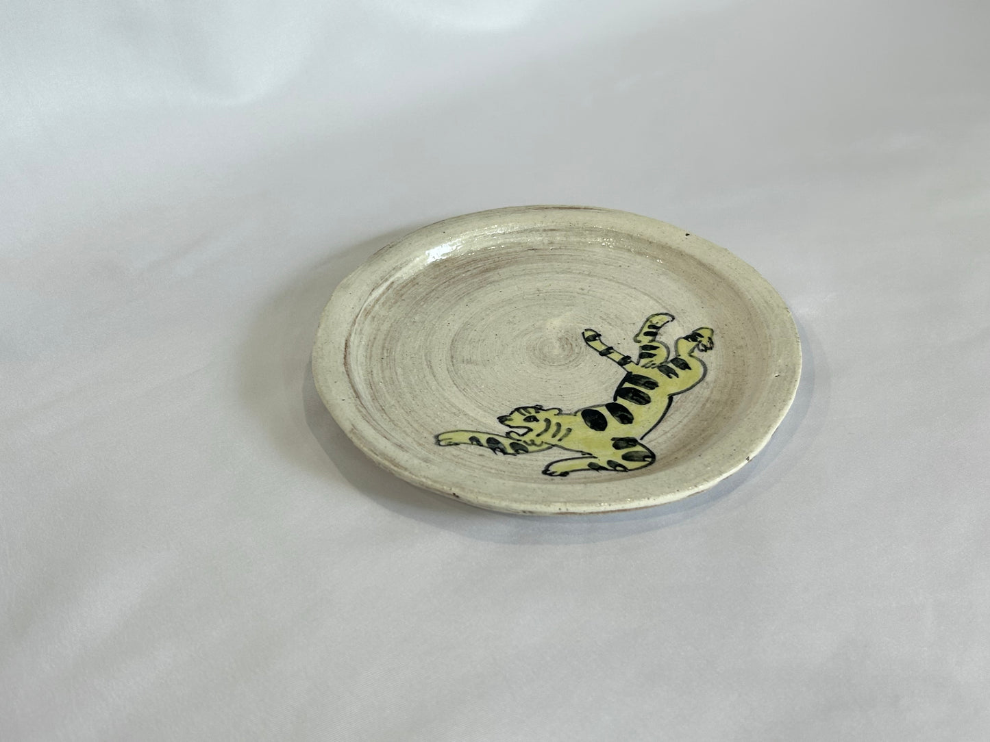 【吉村 尚子】naomitu pottery 粉引５寸皿 トラ C/HK00505