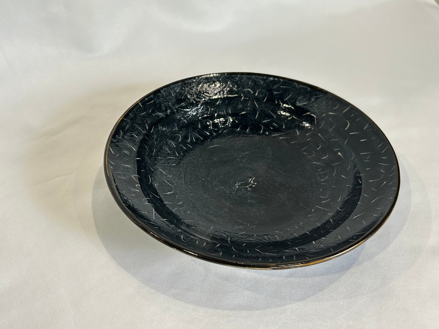 【吉村 尚子】naomitu pottery ヤタガラス中皿 A/HK00563