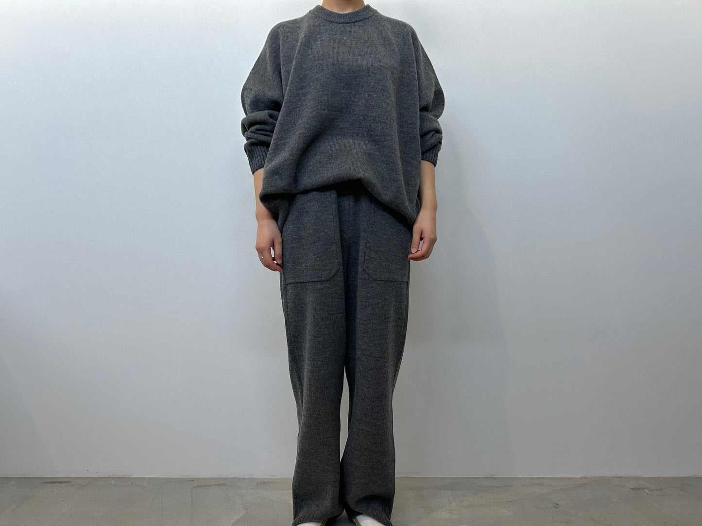 【ESLOW エスロー】FERMO WOOL BIG SIZED PULLOVER CHARCOAL GRAY/HK00422