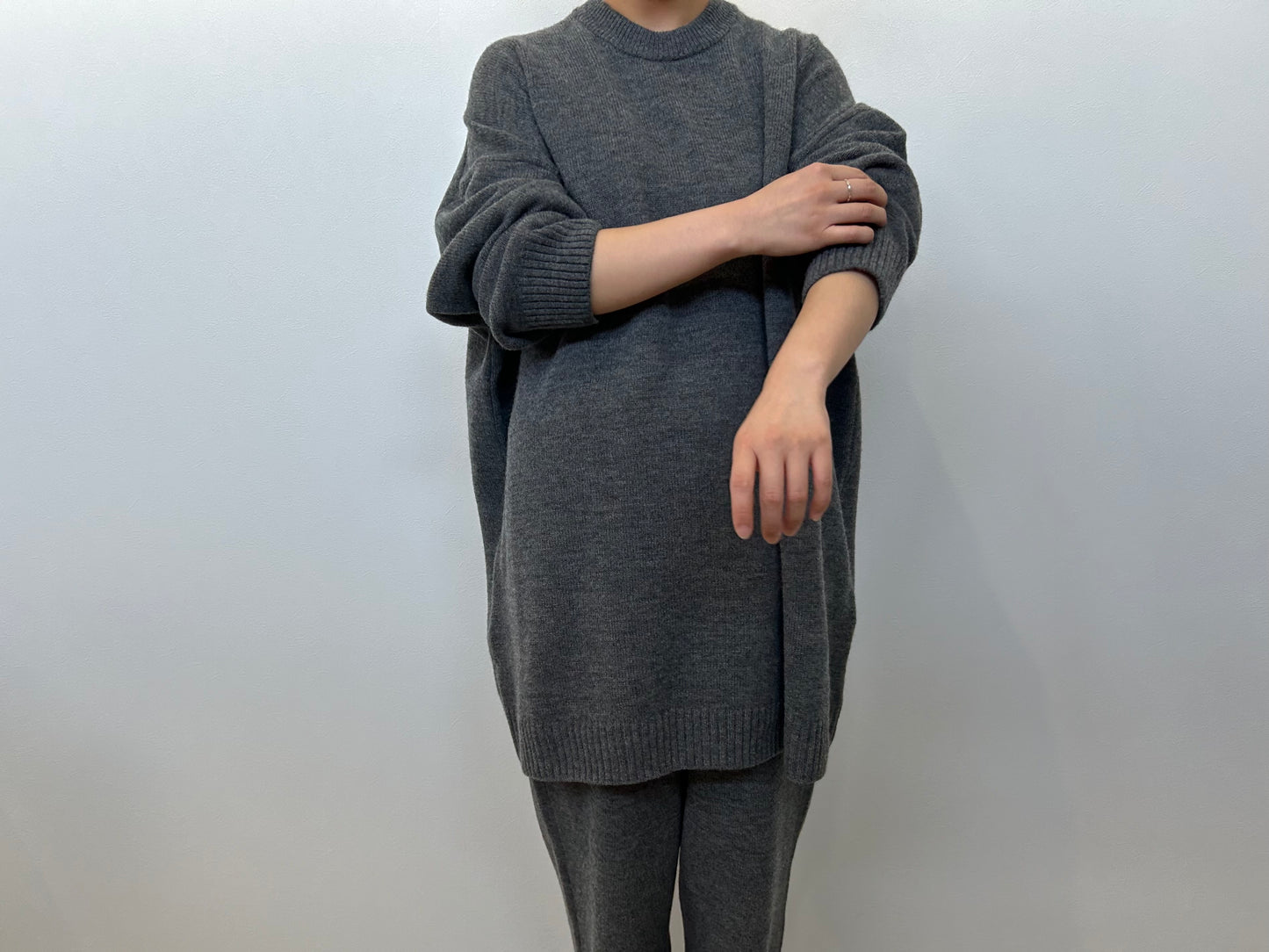 【ESLOW エスロー】FERMO WOOL BIG SIZED PULLOVER CHARCOAL GRAY/HK00422