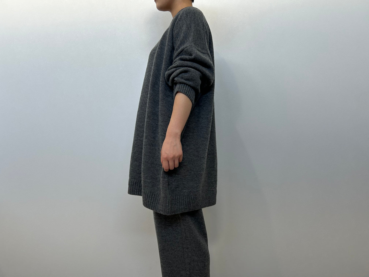 【ESLOW エスロー】FERMO WOOL BIG SIZED PULLOVER CHARCOAL GRAY/HK00422