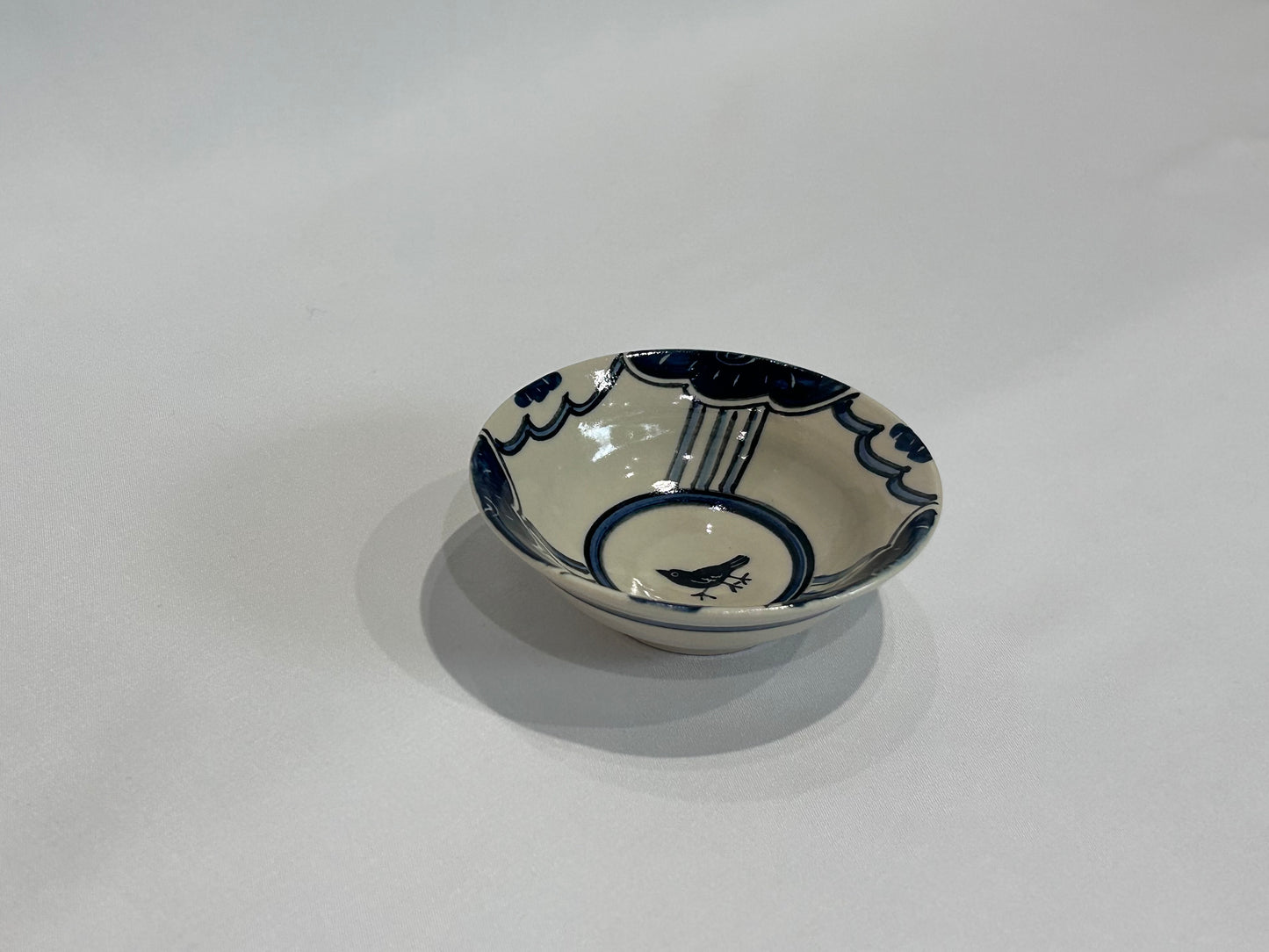 【吉村 尚子】naomitu pottery ヤタガラス小鉢 B/HK00501