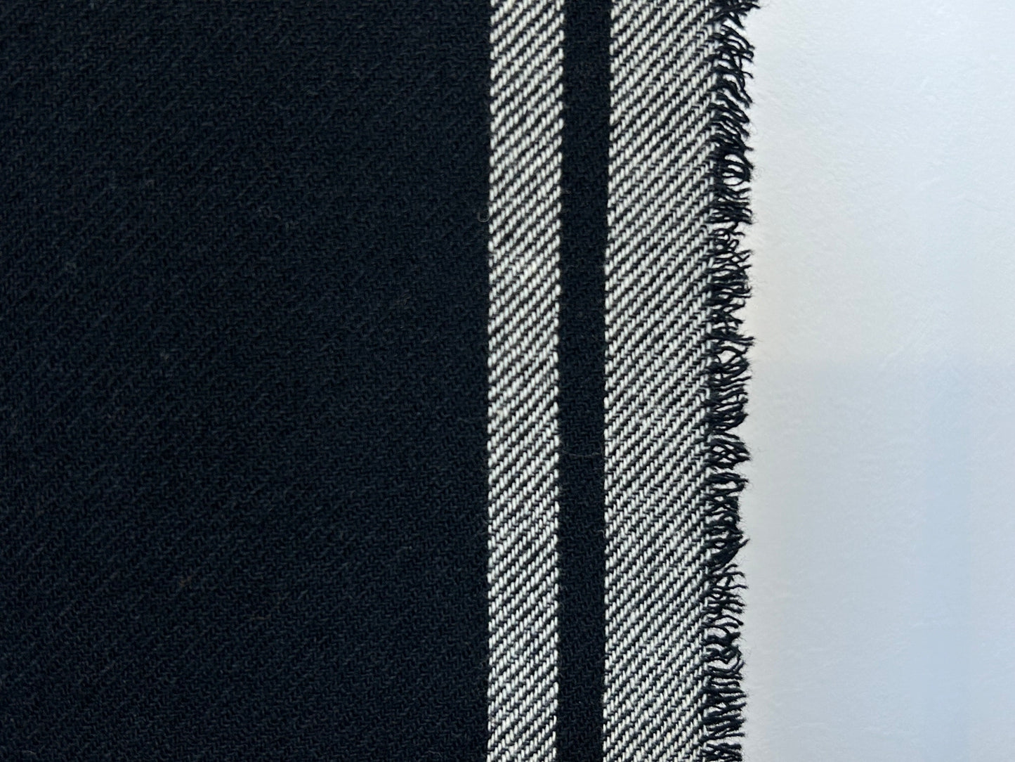 【loomer ルーマー】Lambs Wool Stripe Stole LM324-ST015 Black Stripe/LM00008