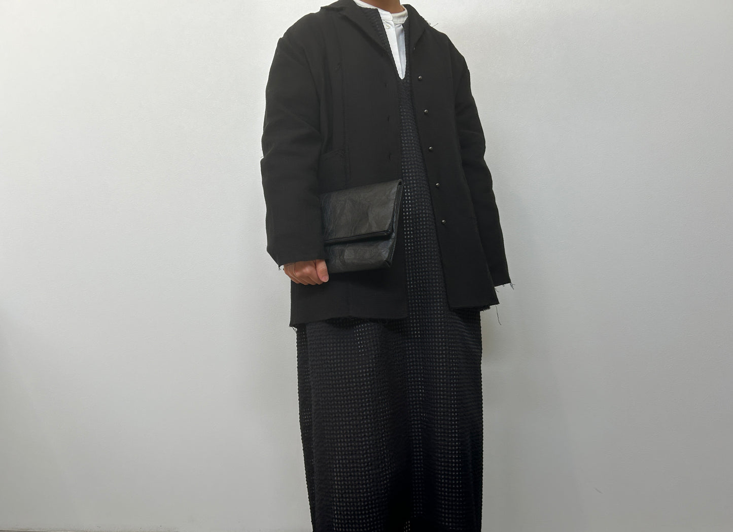 【Langackerhäusl】Folded clutch coal/metallic black/EP00058