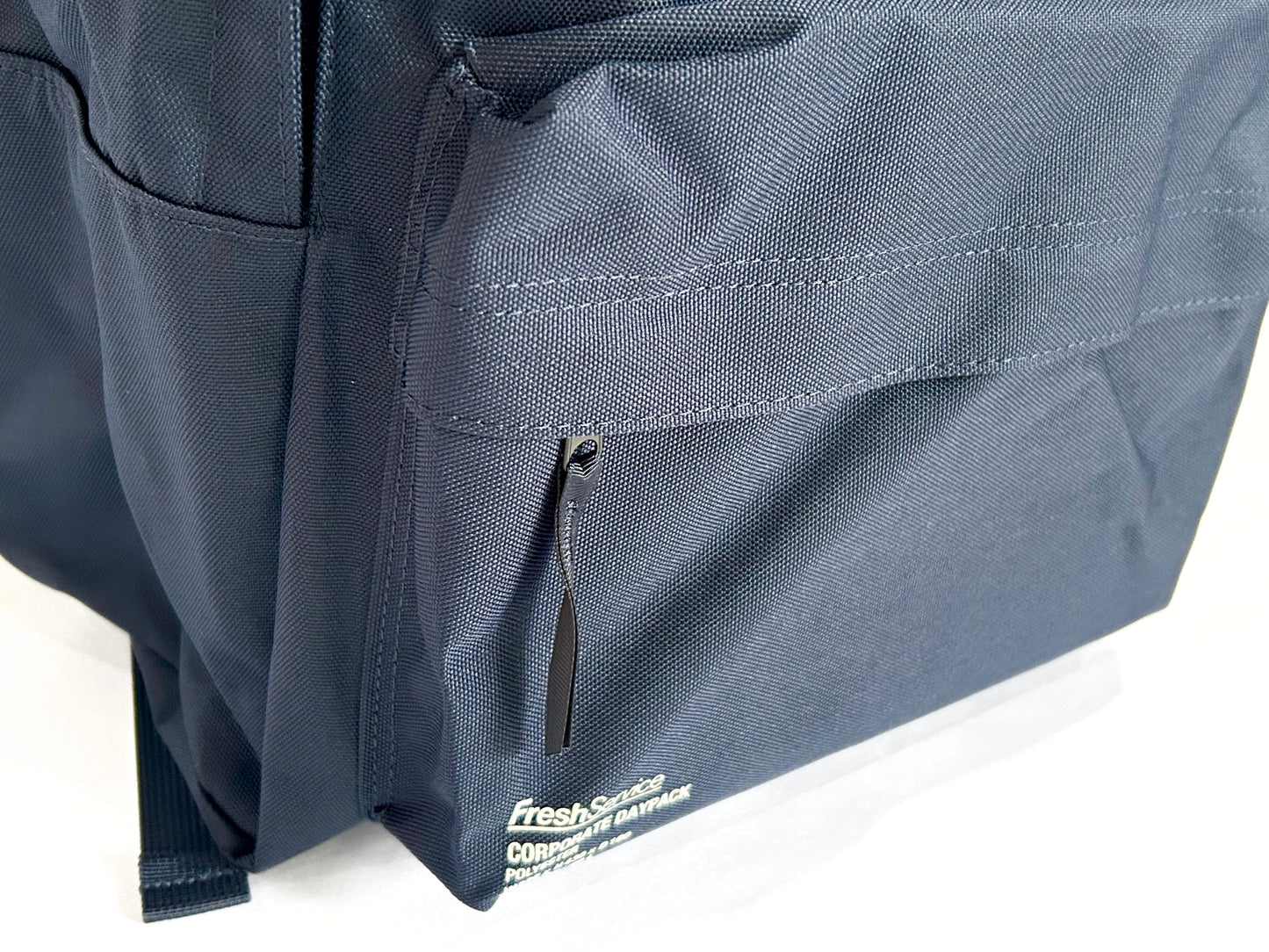 【FreshService】CORPORATE DAYBAG 28L NAVY/HK00591